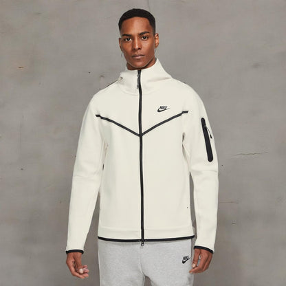 Mens Sportswear Club Pullover Hoodiehoodie